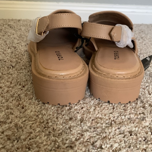 Tan Loafers *NWT* - Picture 4 of 9